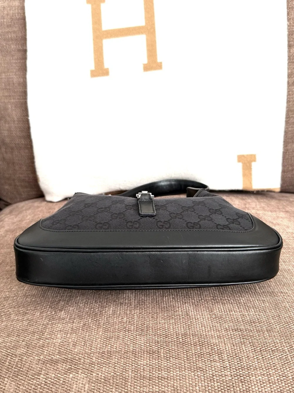 Gucci authentic jackie